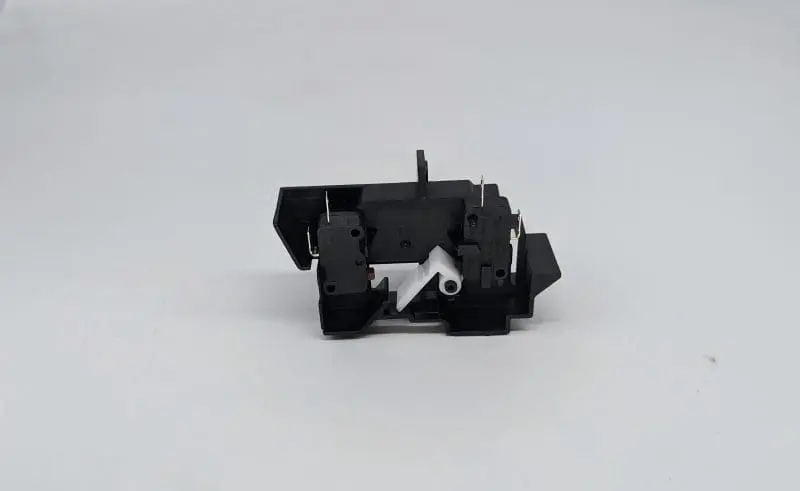 5522784