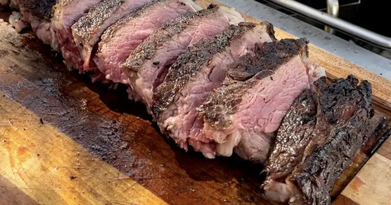 TOMAHAWK STEAK