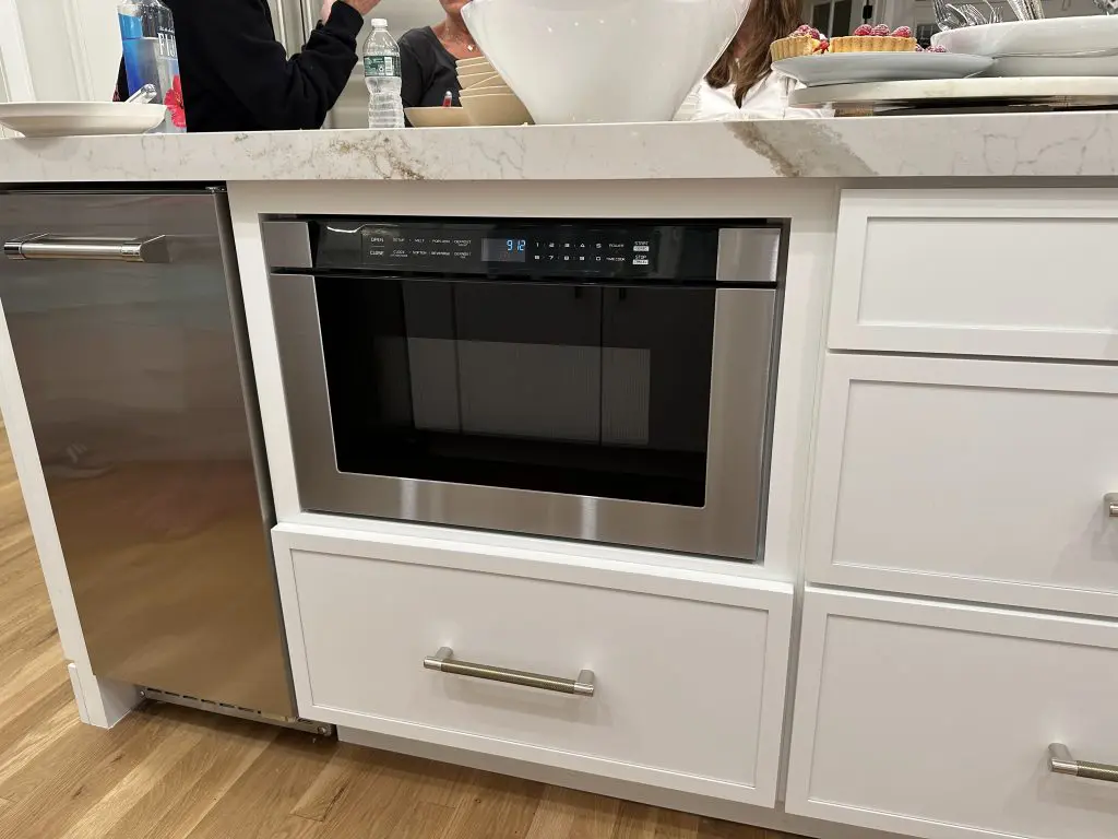 Microwaves featuring XO appliances
